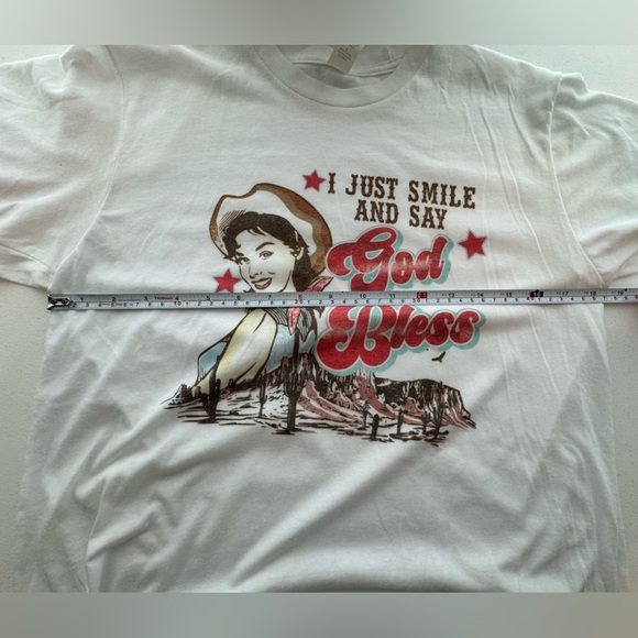 I JUST SMILE AND SAY GOD BLESS Western Tshirt Size Medium - Picture 6 of 6